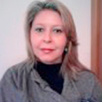 Professora Renata Mirela Farina